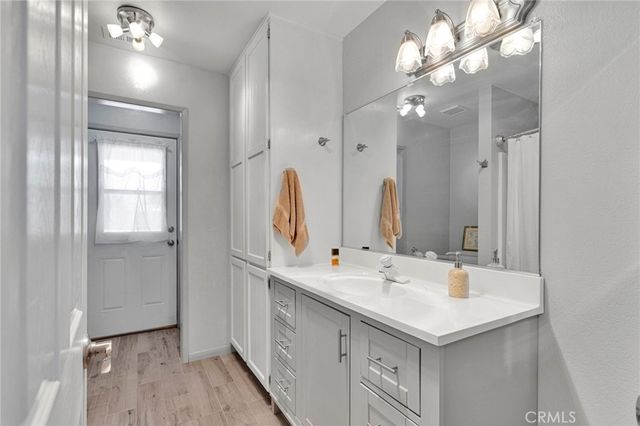 14204 Crow Road, Apple Valley, CA 92307