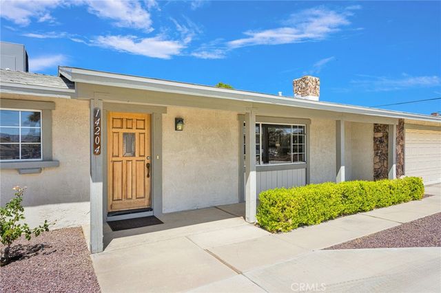 14204 Crow Road, Apple Valley, CA 92307