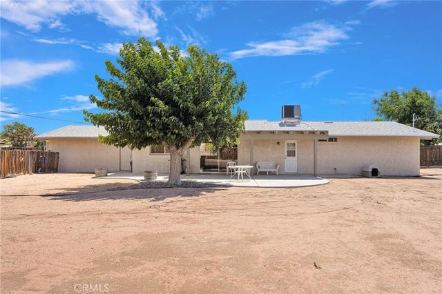 14204 Crow Road, Apple Valley, CA 92307