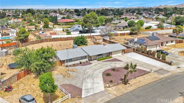 14204 Crow Road, Apple Valley, CA 92307