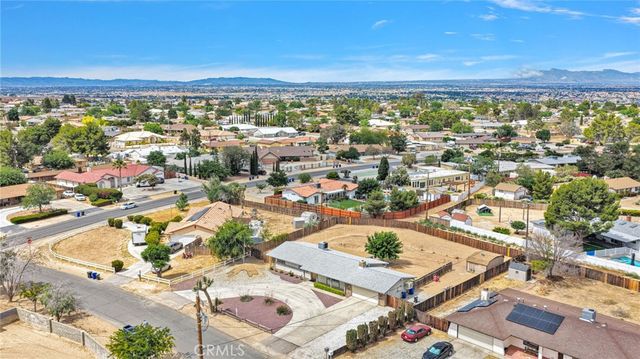 14204 Crow Road, Apple Valley, CA 92307