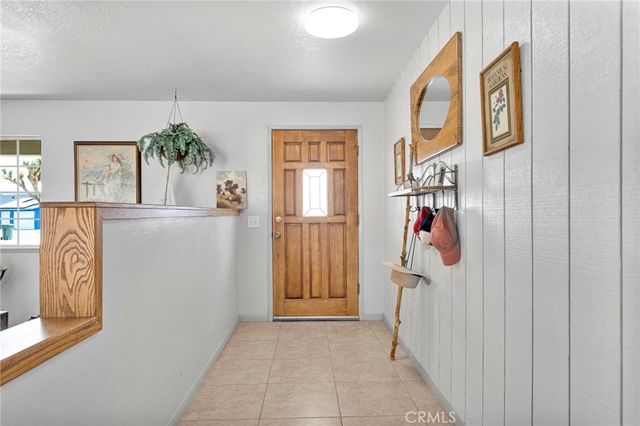 14204 Crow Road, Apple Valley, CA 92307