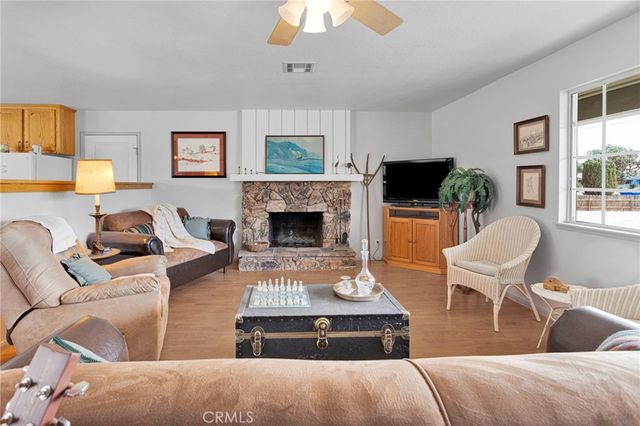 14204 Crow Road, Apple Valley, CA 92307