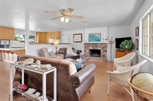 14204 Crow Road, Apple Valley, CA 92307