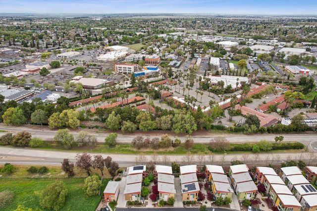 785 Gallium Ct, West Sacramento, CA 95691