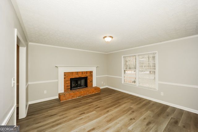 10 General Longstreet Line, Newnan, GA 30265