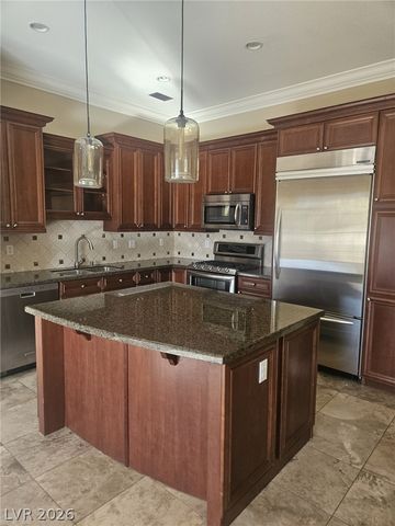 32 Via Vasari 102, Henderson, NV 89011