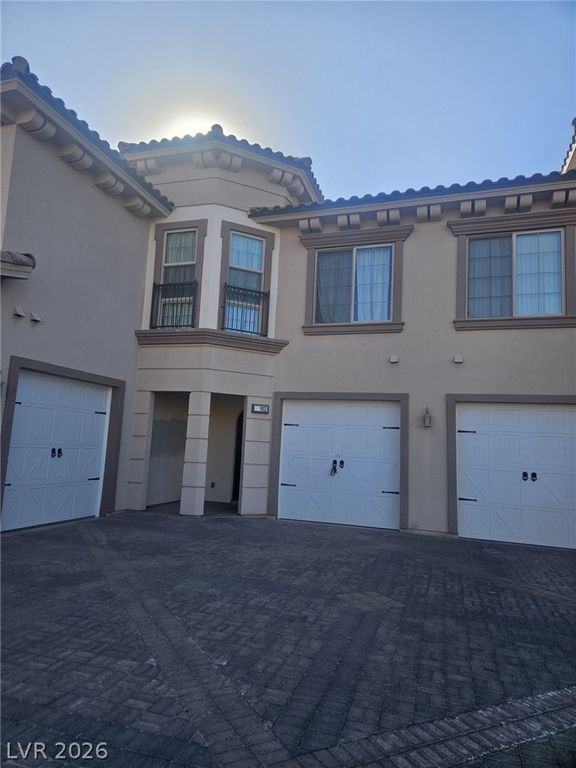 32 Via Vasari 102, Henderson, NV 89011