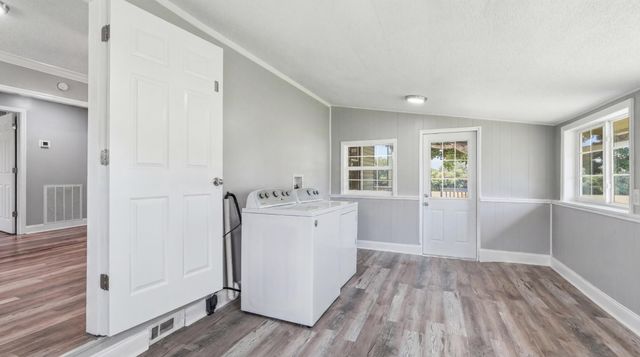 840 Crawford Ln, Belvidere, TN 37306