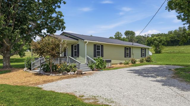 840 Crawford Ln, Belvidere, TN 37306