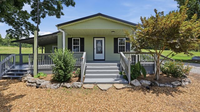 840 Crawford Ln, Belvidere, TN 37306
