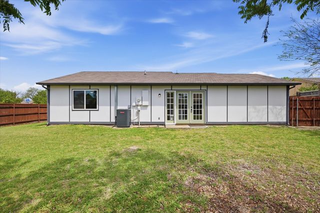 5700 Perrin Street, The Colony, TX 75056