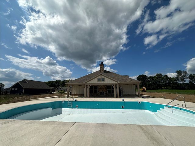 1464 Triple Crown Way, Beavercreek Twp, OH 45385