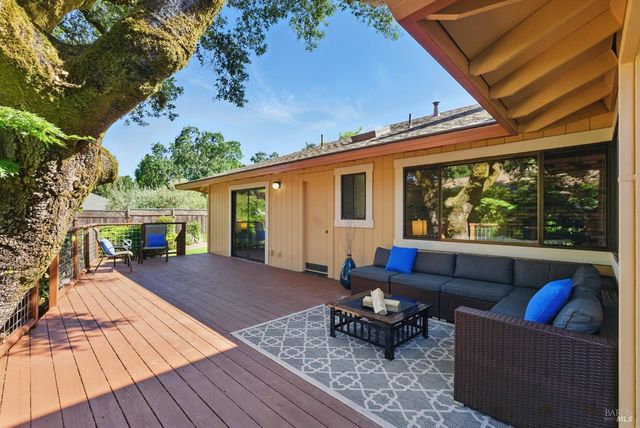 4620 Morris Ct, Santa Rosa, CA 95405
