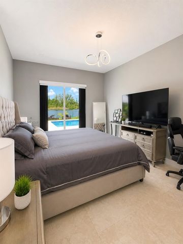 1437 SE 22nd Lane, Homestead, FL 33035