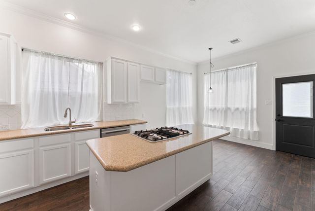 168 Bristol Bend Circle, The Woodlands, TX 77382