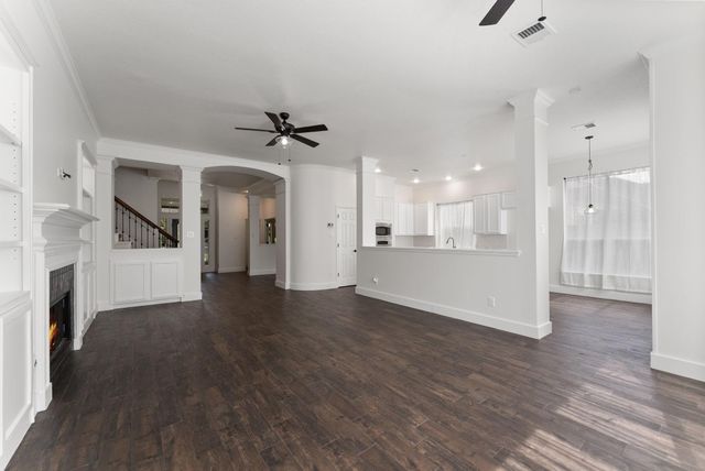 168 Bristol Bend Circle, The Woodlands, TX 77382
