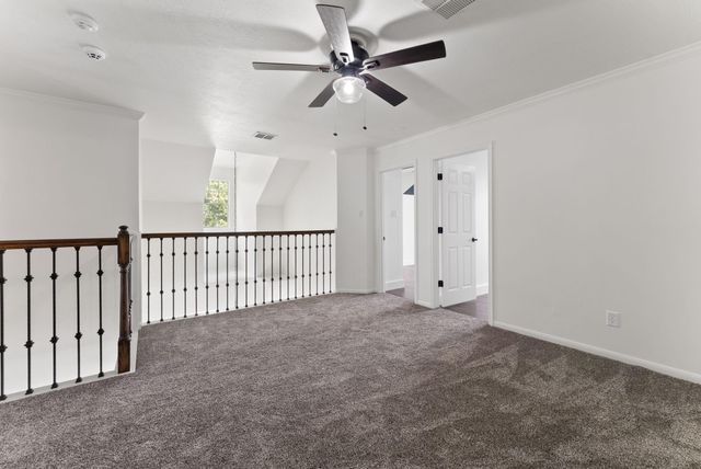 168 Bristol Bend Circle, The Woodlands, TX 77382