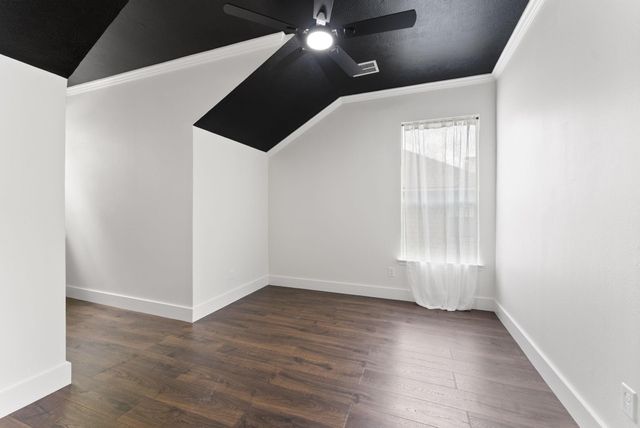 168 Bristol Bend Circle, The Woodlands, TX 77382