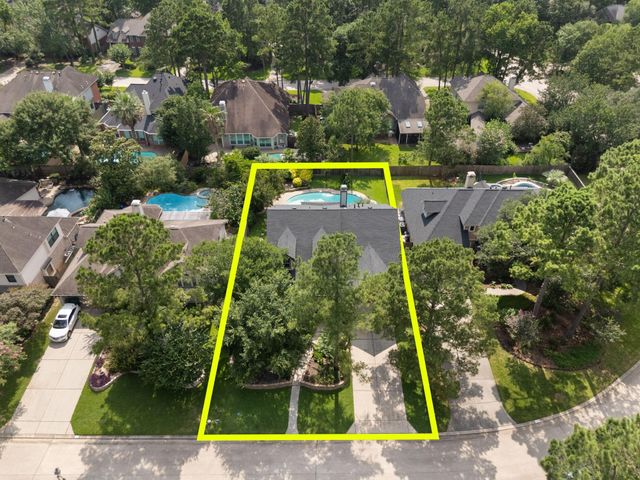 168 Bristol Bend Circle, The Woodlands, TX 77382