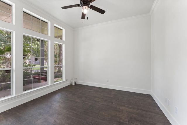 168 Bristol Bend Circle, The Woodlands, TX 77382