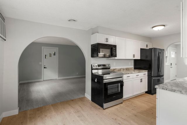 8241 Eastwood Road, Saint Paul, MN 55112