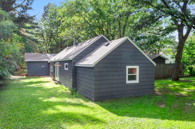 8241 Eastwood Road, Saint Paul, MN 55112