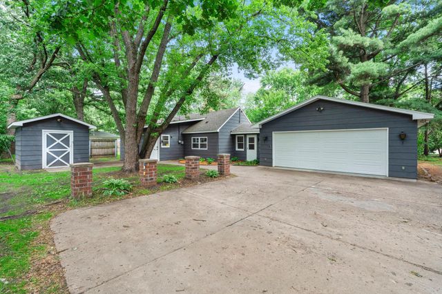 8241 Eastwood Road, Saint Paul, MN 55112