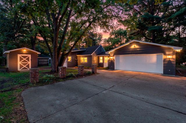 8241 Eastwood Road, Saint Paul, MN 55112