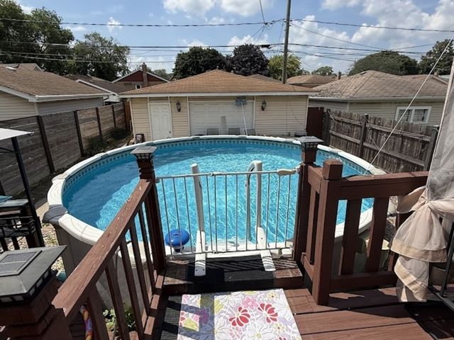 5250 S Nagle Avenue, Chicago, IL 60638