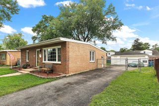 11534 S LEE Road, Alsip, IL 60803