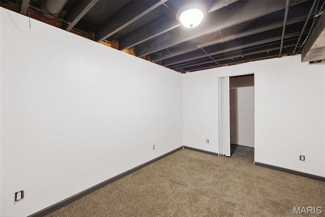 548 Rancho Lane, St Louis, MO 63031