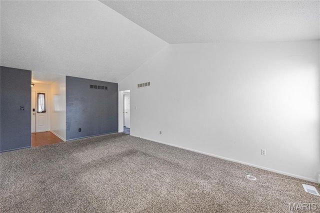 548 Rancho Lane, St Louis, MO 63031