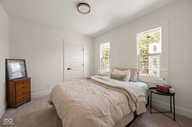 2922 Central Avenue, Indianapolis, IN 46205