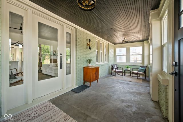 2922 Central Avenue, Indianapolis, IN 46205