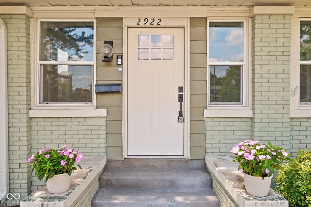 2922 Central Avenue, Indianapolis, IN 46205