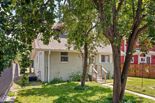 2922 Central Avenue, Indianapolis, IN 46205
