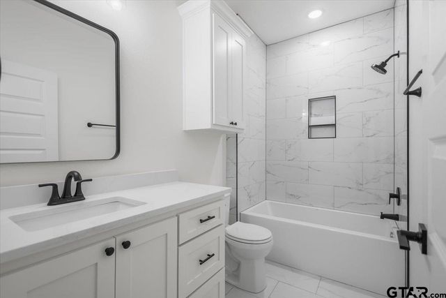 15596 County Road 434, Lindale, TX 75771