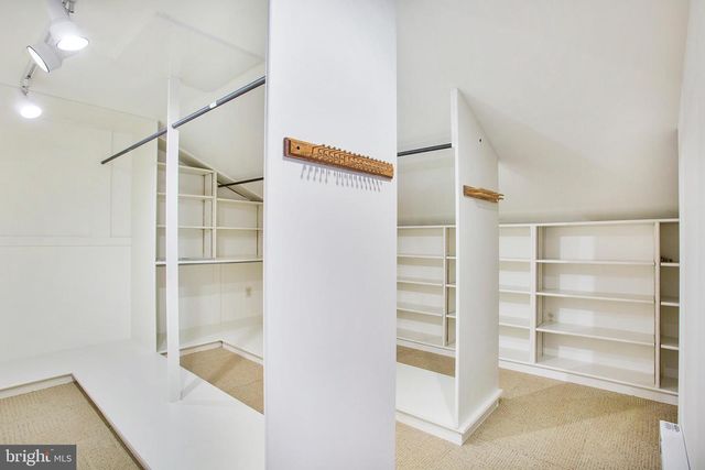 36 CLWYD RD, Bala Cynwyd, PA 19004