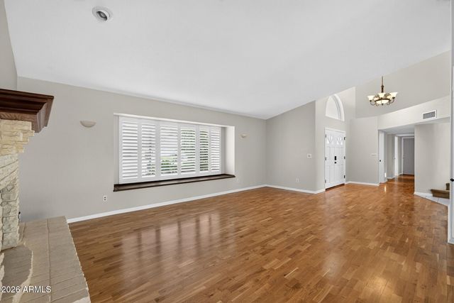 3729 E NAMBE Court, Phoenix, AZ 85044