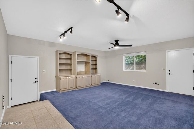 3729 E NAMBE Court, Phoenix, AZ 85044