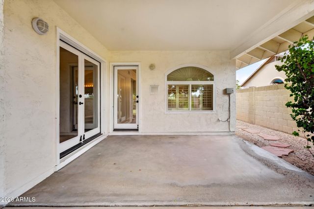 3729 E NAMBE Court, Phoenix, AZ 85044