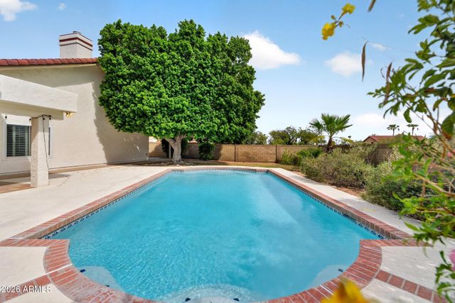 3729 E NAMBE Court, Phoenix, AZ 85044