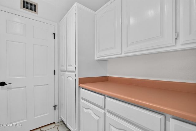 3729 E NAMBE Court, Phoenix, AZ 85044