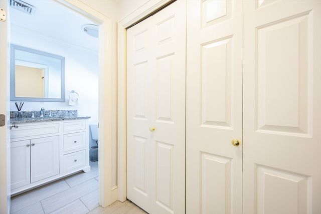 241 Purchase St, Milford, MA 01757