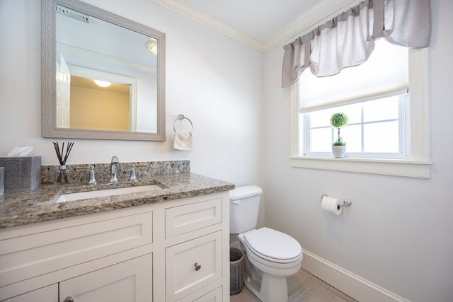 241 Purchase St, Milford, MA 01757