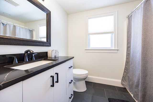 241 Purchase St, Milford, MA 01757