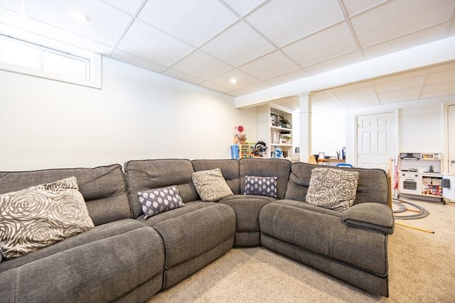 241 Purchase St, Milford, MA 01757