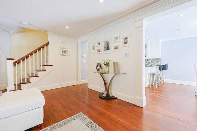 241 Purchase St, Milford, MA 01757