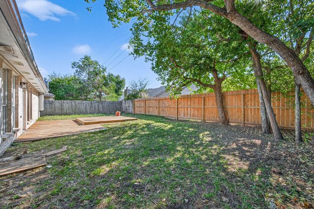 3210 Kempwood Drive, Sugar Land, TX 77479